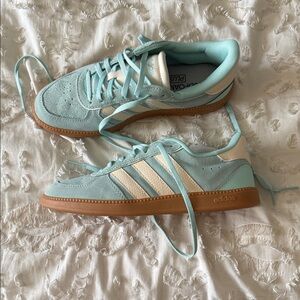 Adidas breaknet Aqua Sneakers with Beige Accents